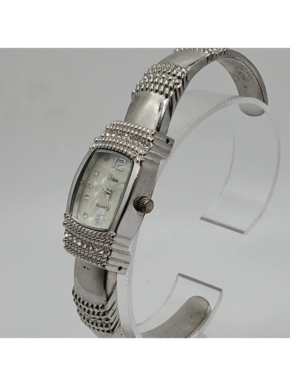 Vivani Quartz Womens Watch 19mm Silver Tone Cuff Band New Battery